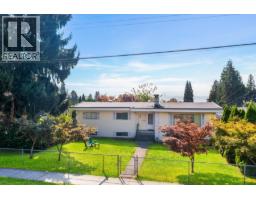 <div class="price">$1,499,900</div> 1400 Dansey Avenue<br>Coquitlam, British Columbia<br><div class='bed_bath'>4 Bed | 2 Bath</div>