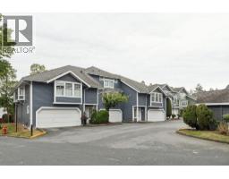 <div class="price">$1,169,000</div> 39 1140 Falcon Drive<br>Coquitlam, British Columbia<br><div class='bed_bath'>3 Bed | 3 Bath</div>