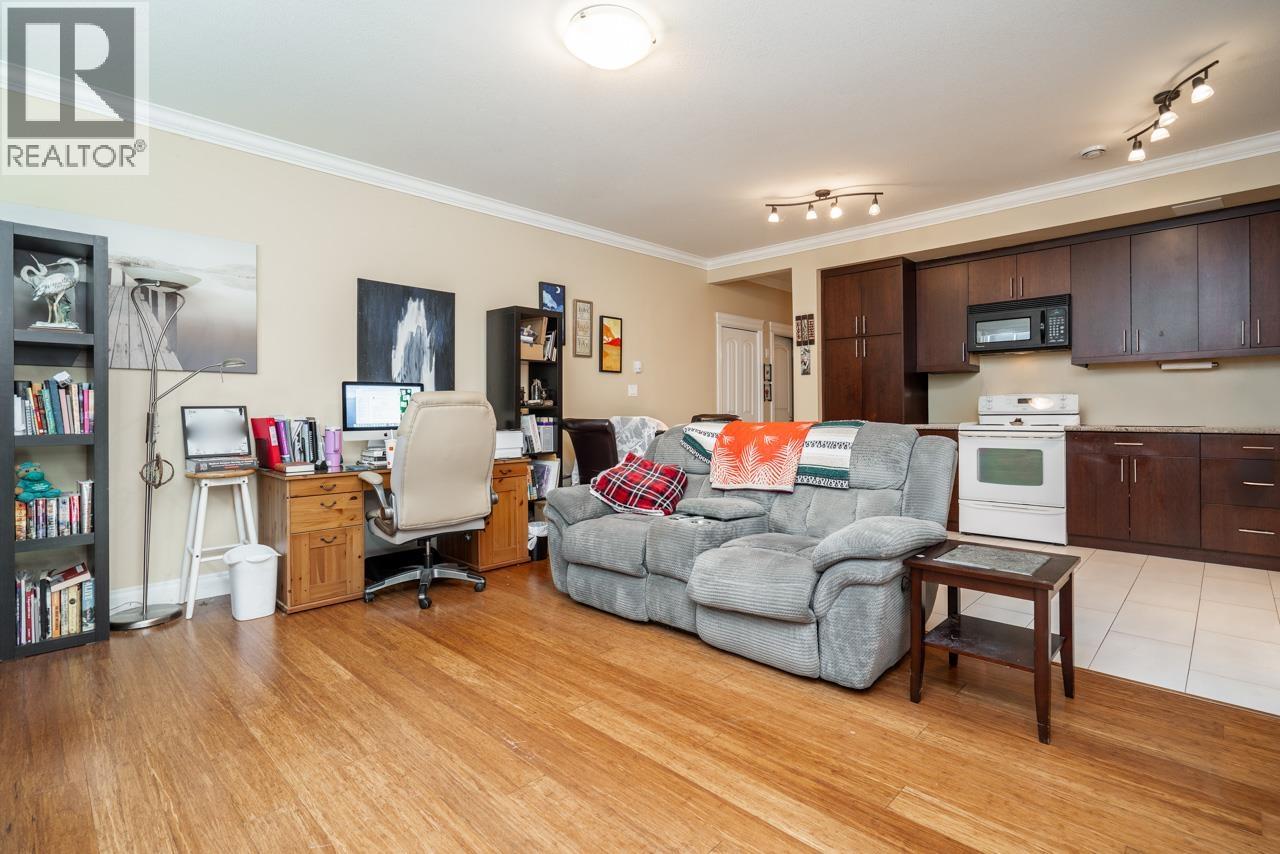 1935 Brunette Avenue, Coquitlam, British Columbia  V3K 1H8 - Photo 25 - R3058307